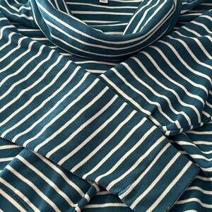 Time and Tru Teal and White Striped Women's Top